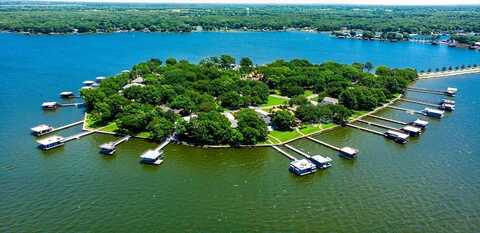 697 Enchanted Isles Dr, Mabank, TX 75156