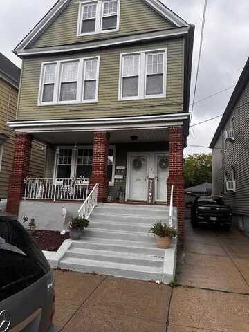 162 WEST 32ND ST, Bayonne, NJ 07002