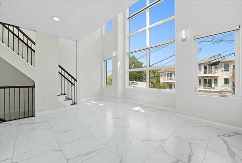 195 LINCOLN ST, JC, Heights, NJ 07307