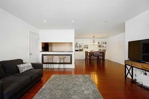 71 COTTONWOOD ST, JC, West Bergen, NJ 07305