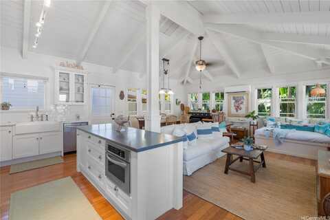 507 Kawailoa Road, Kailua, HI 96734