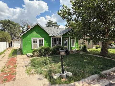 206 Street S, Garden City, KS 67846
