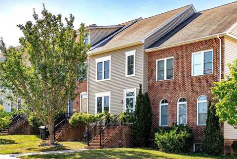 348 BLUE STONE HILLS DR, HARRISONBURG, VA 22801