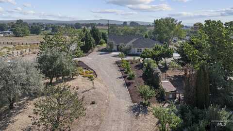 14049 Crossview Ln, Caldwell, ID 83607