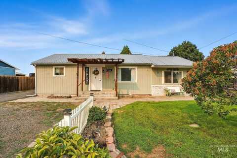 3506 10th St, Lewiston, ID 83501