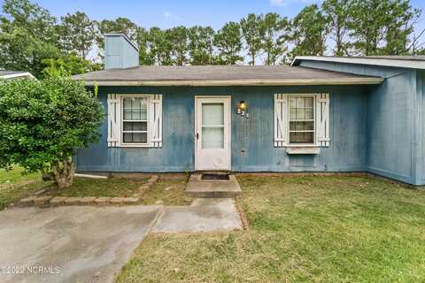 228 Cedar Creek Drive, Jacksonville, NC 28540