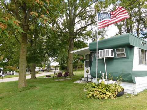 5246 W Warren Ave, Silver Lake, IN 46982