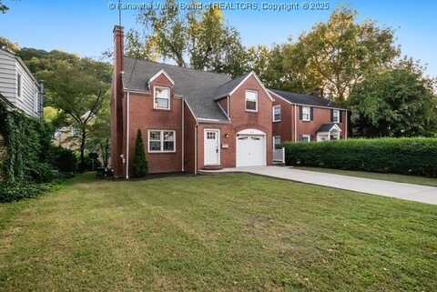 2111 Kanawha Avenue SE, Charleston, WV 25304