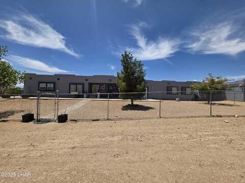 2576 E Calle Chavez Rd, Kingman, AZ 86409