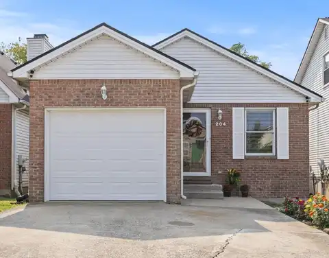 204 Strawberry Court, Nicholasville, KY 40356