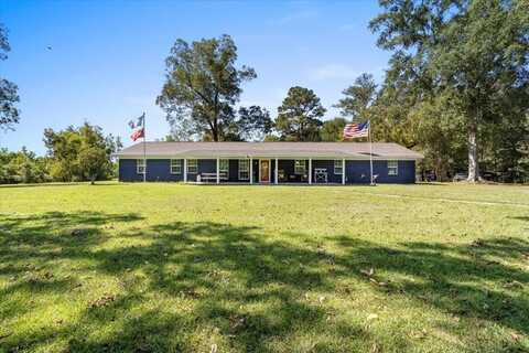 211 Graves Road, Ellisville, MS 39437