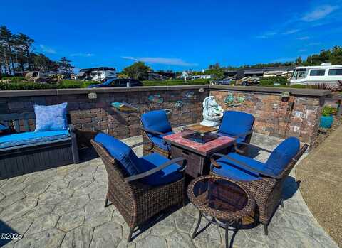 6225 N Coast Hwy, Lot 40, Newport, OR 97365