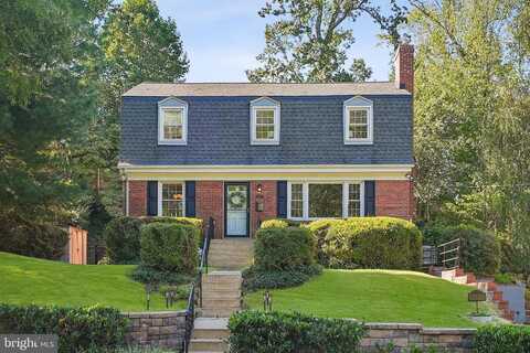 6515 OAKWOOD DR, FALLS CHURCH, VA 22041
