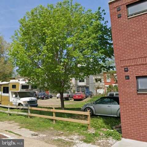 525 W MONTGOMERY AVE, PHILADELPHIA, PA 19122