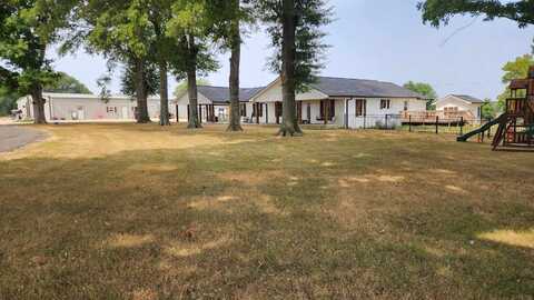 948 GEORGE WEAKLEY, Dyersburg, TN 38024