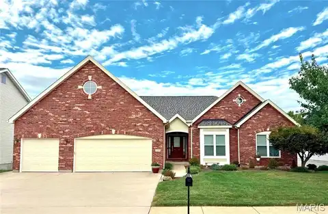 2209 Fenway Farms Trail, Fenton, MO 63026