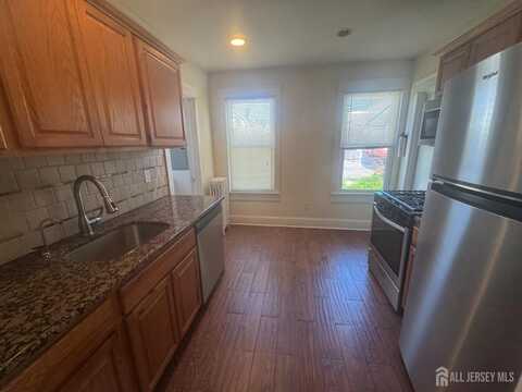 261 powers Street, New Brunswick, NJ 08901