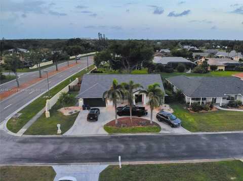 1010 Joyce CT, Venice, FL 34293