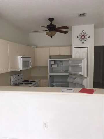 undefined, Hialeah, FL 33015