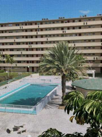 1710 NE 191st St, Miami, FL 33179