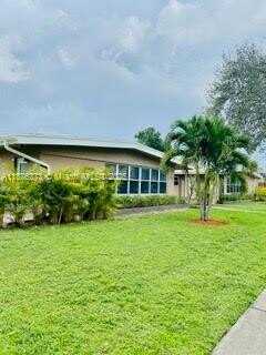 2001 NE 167th St, North Miami Beach, FL 33162