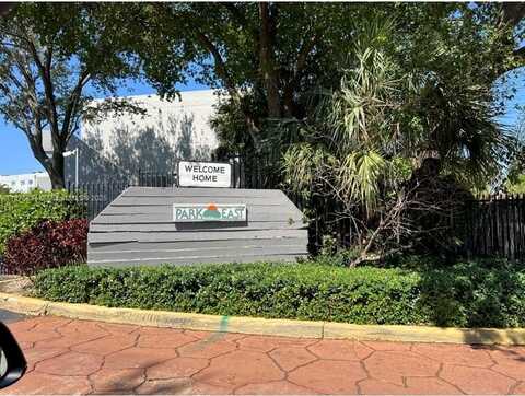 10 NW 87th Ave, Miami, FL 33172