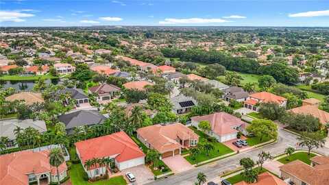 15957 SW 14th St, Pembroke Pines, FL 33027