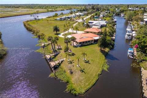 1107 E Anchor Lane, Moore Haven, FL 33471