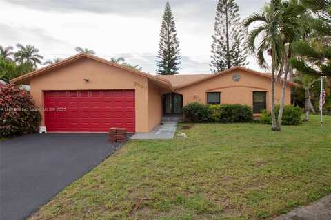 9321 NW 43rd Mnr, Sunrise, FL 33351