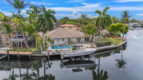 2401 Fryer Pt, Fort Lauderdale, FL 33305
