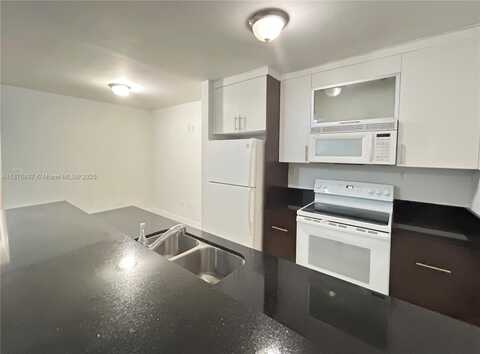 1034 Lenox Ave, Miami Beach, FL 33139