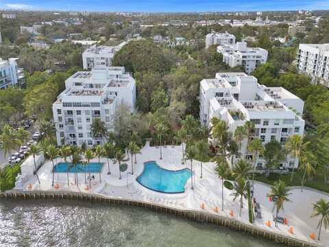 750 NE 64th St, Miami, FL 33138