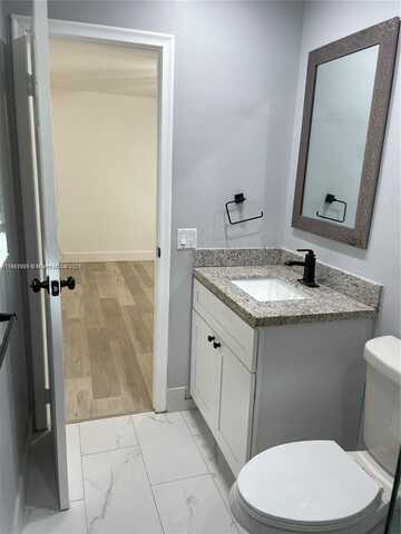 11940 NW 29th St, Sunrise, FL 33323