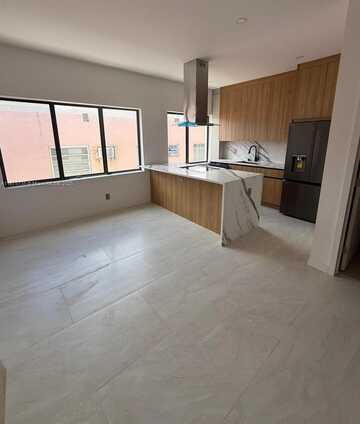 2436 SW 7th St, Miami, FL 33135