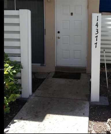 14377 SW 97th Ter, Miami, FL 33186