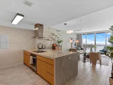 465 Brickell Ave, Miami, FL 33131