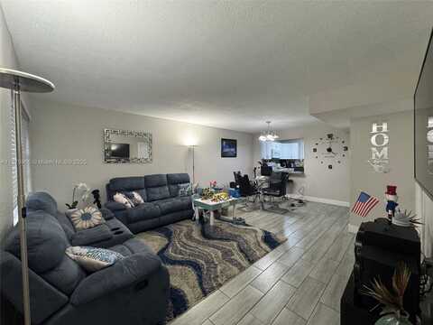 7510 SW 152nd Ave, Miami, FL 33193