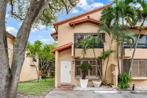 7877 SW 102nd Ln, Miami, FL 33156