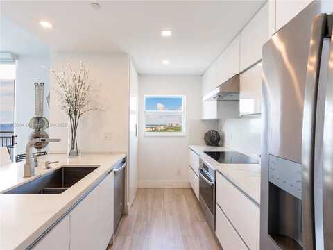 2475 Brickell Ave, Miami, FL 33129