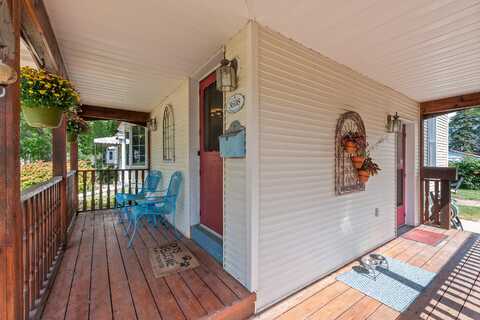 3608 S Whitnall Ave, Milwaukee, WI 53207