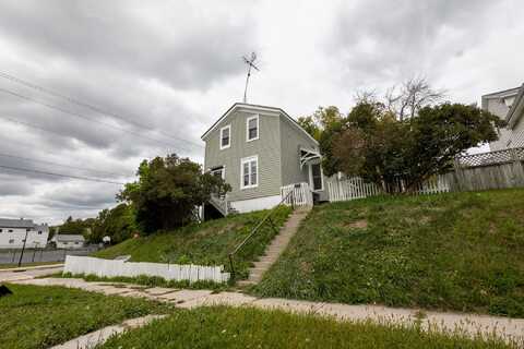 1236 St Clair Ave, Sheboygan, WI 53081