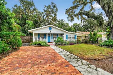 961 LIBERTY AVENUE, MOUNT DORA, FL 32757