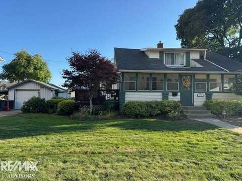 517 Cedar, Saint Clair, MI 48079