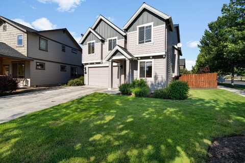 306 NW 29th Street, Redmond, OR 97756