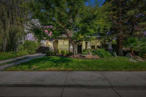 650 Talbot DR, HOLLISTER, CA 95023