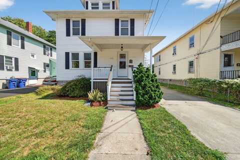 133 Pleasant St, Fairhaven, MA 02719