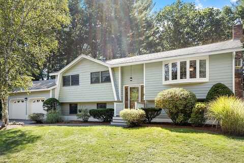 8 Brookdale Cir, Billerica, MA 01821