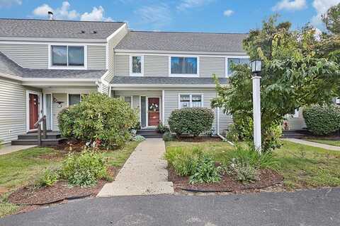 60 Stone Ridge Rd, Franklin, MA 02038