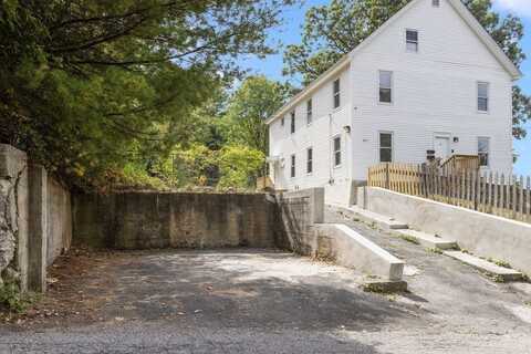 551 Chestnut St, Athol, MA 01331