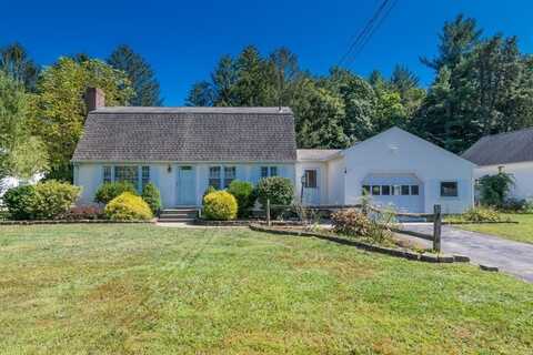 14 Lynnwood Dr, Westfield, MA 01085